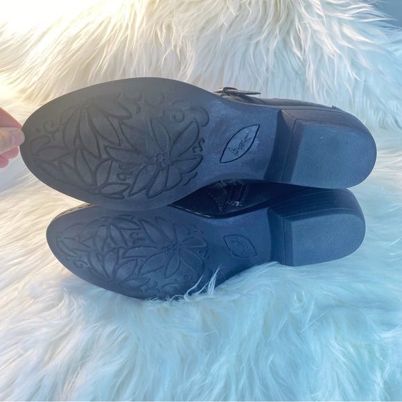 B.O.C | Brown Leather Ankle Boots - Picture 6 of 7